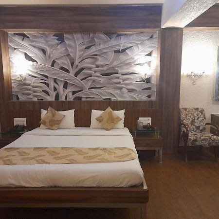 Hotel Mayur By Wb Inn Ulhāsnagar Dış mekan fotoğraf