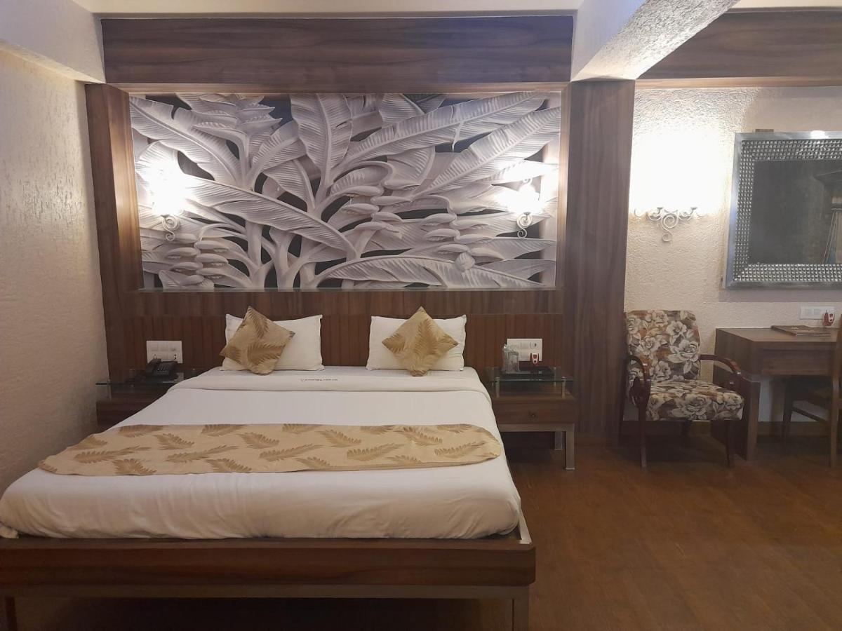 Hotel Mayur By Wb Inn Ulhāsnagar Dış mekan fotoğraf
